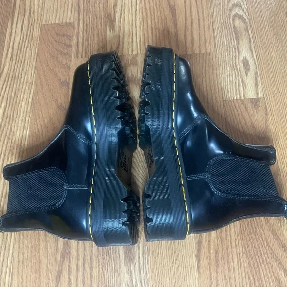 Dr. Martens 2976 Quad Platform Chelsea Boots Black US 6 Like New w/ Box - Picture 6 of 8